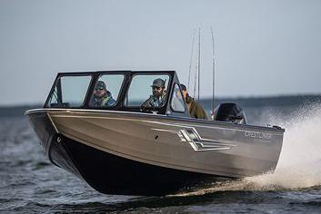Crestliner Boat image