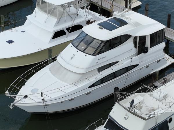 2000 Carver 506 Motor Yacht