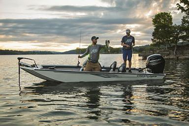 Crestliner Boat image