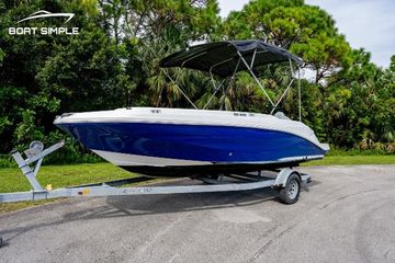 2021 Hurricane SunDeck Sport 205 OB