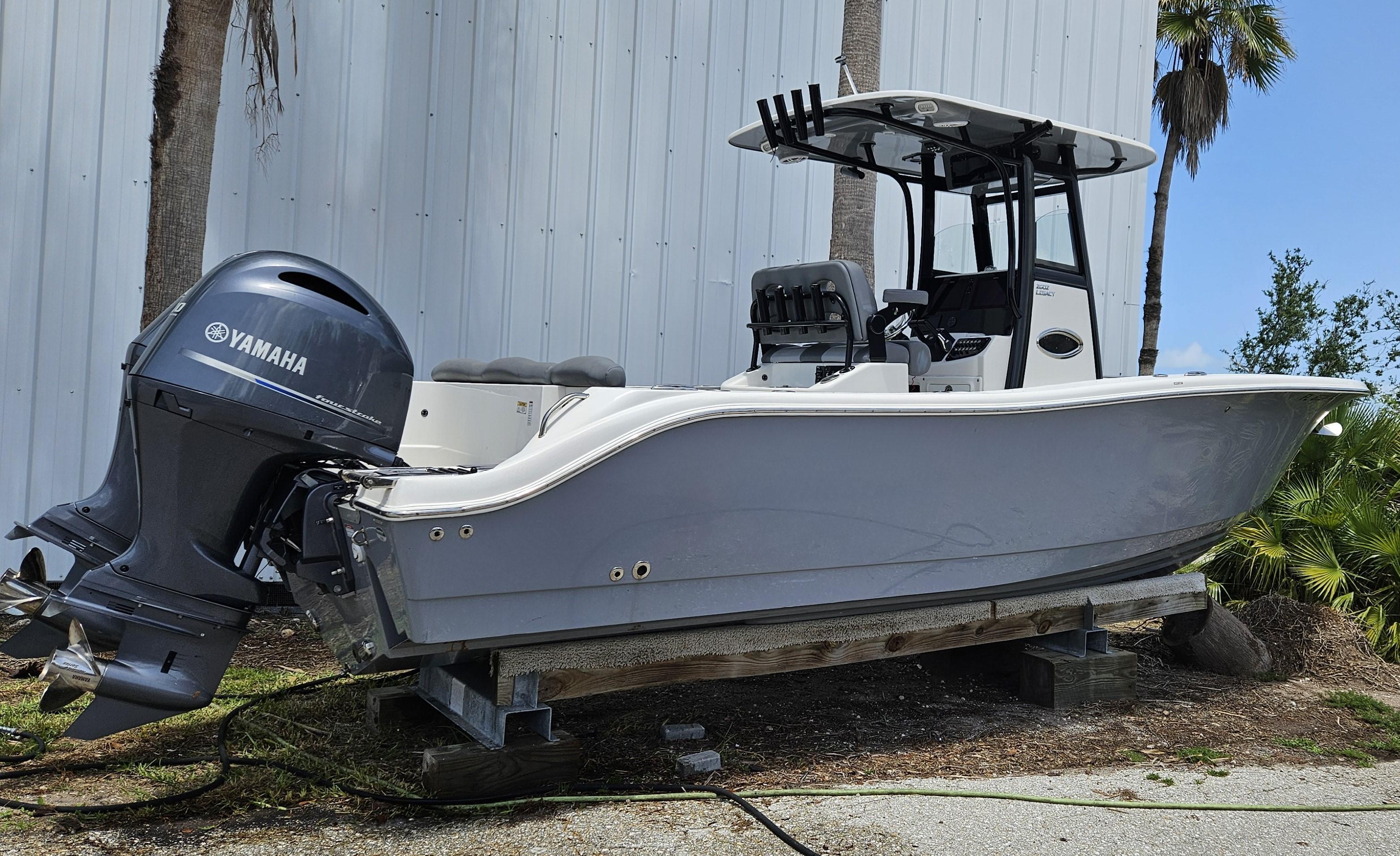 2023 NauticStar 2602 Legacy