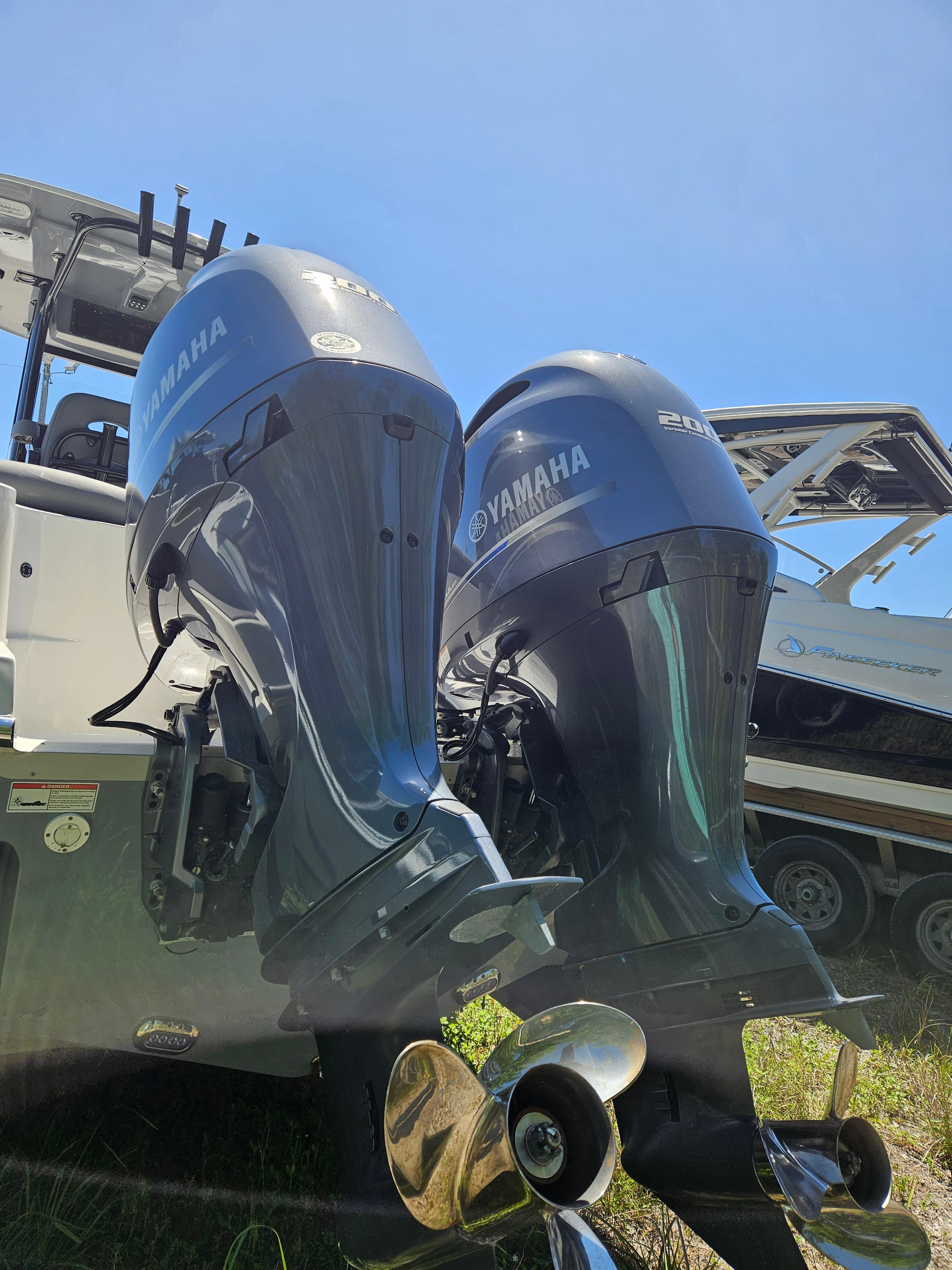 2023 NauticStar 2602 Legacy