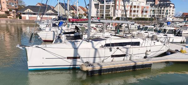 2018 Dufour 382 Grand Large