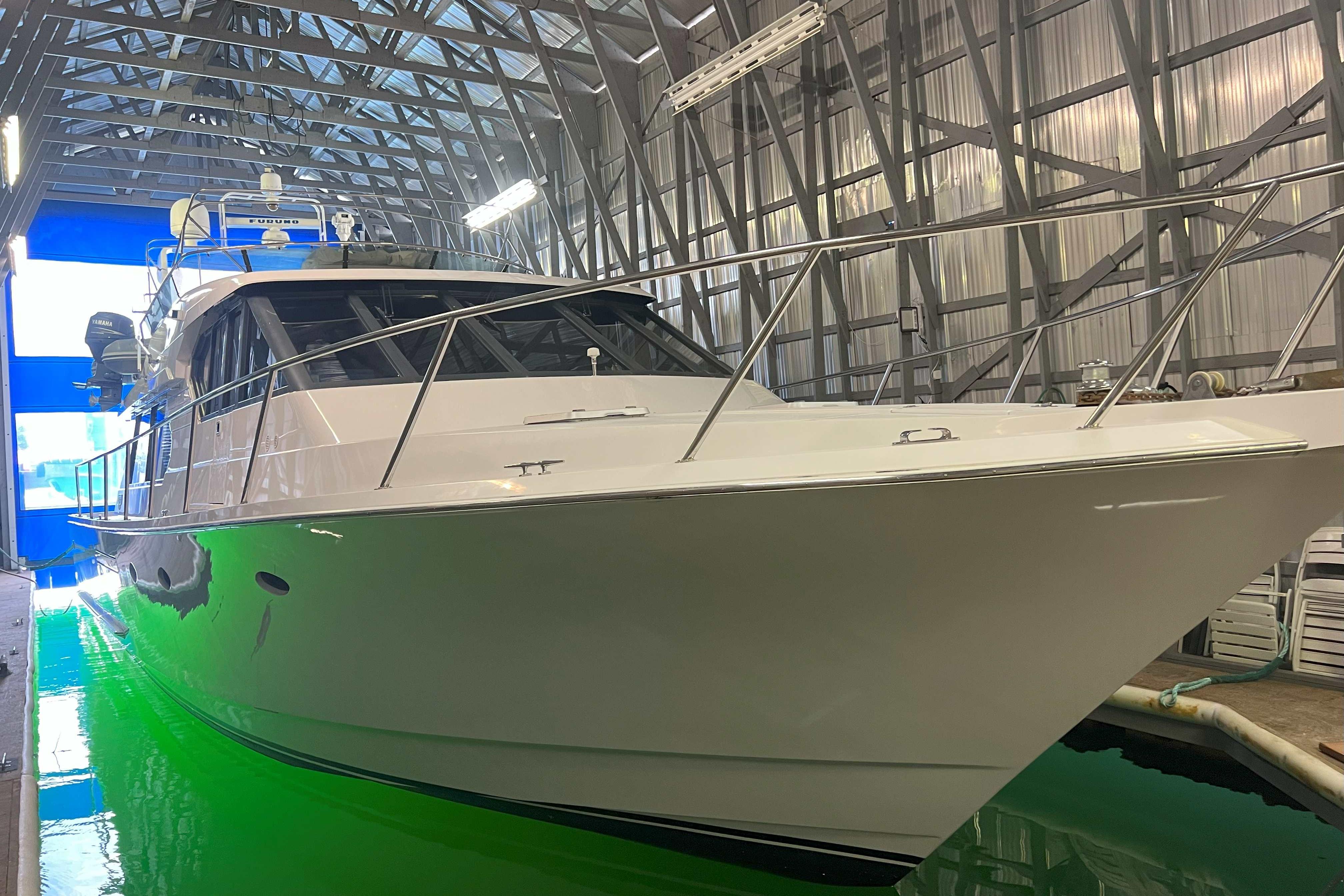 1998 West Bay 58