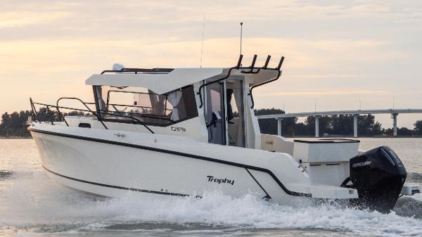 Bayliner Trophy 25 Pilothouse