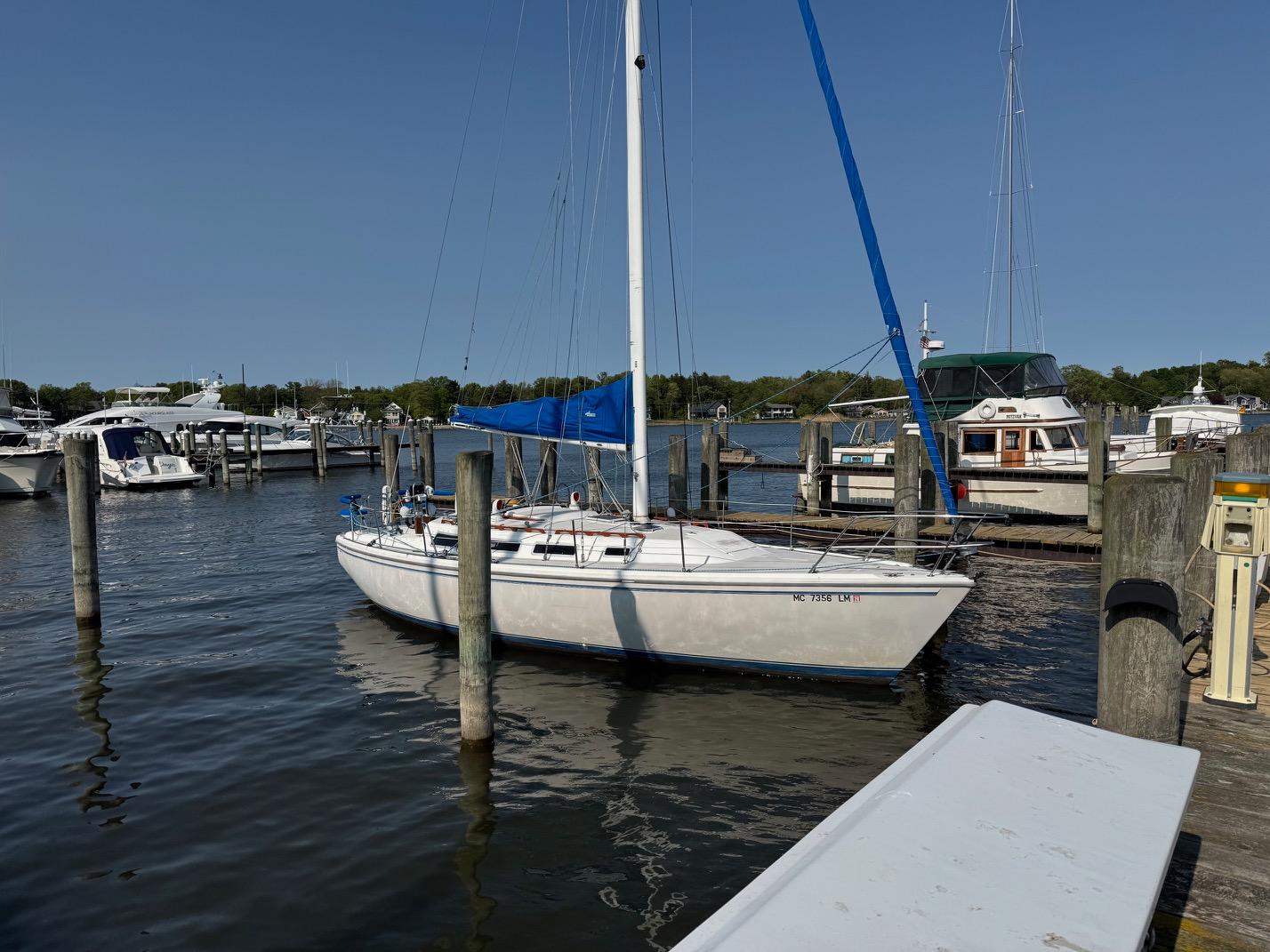 1984 Catalina C-36 Sloop