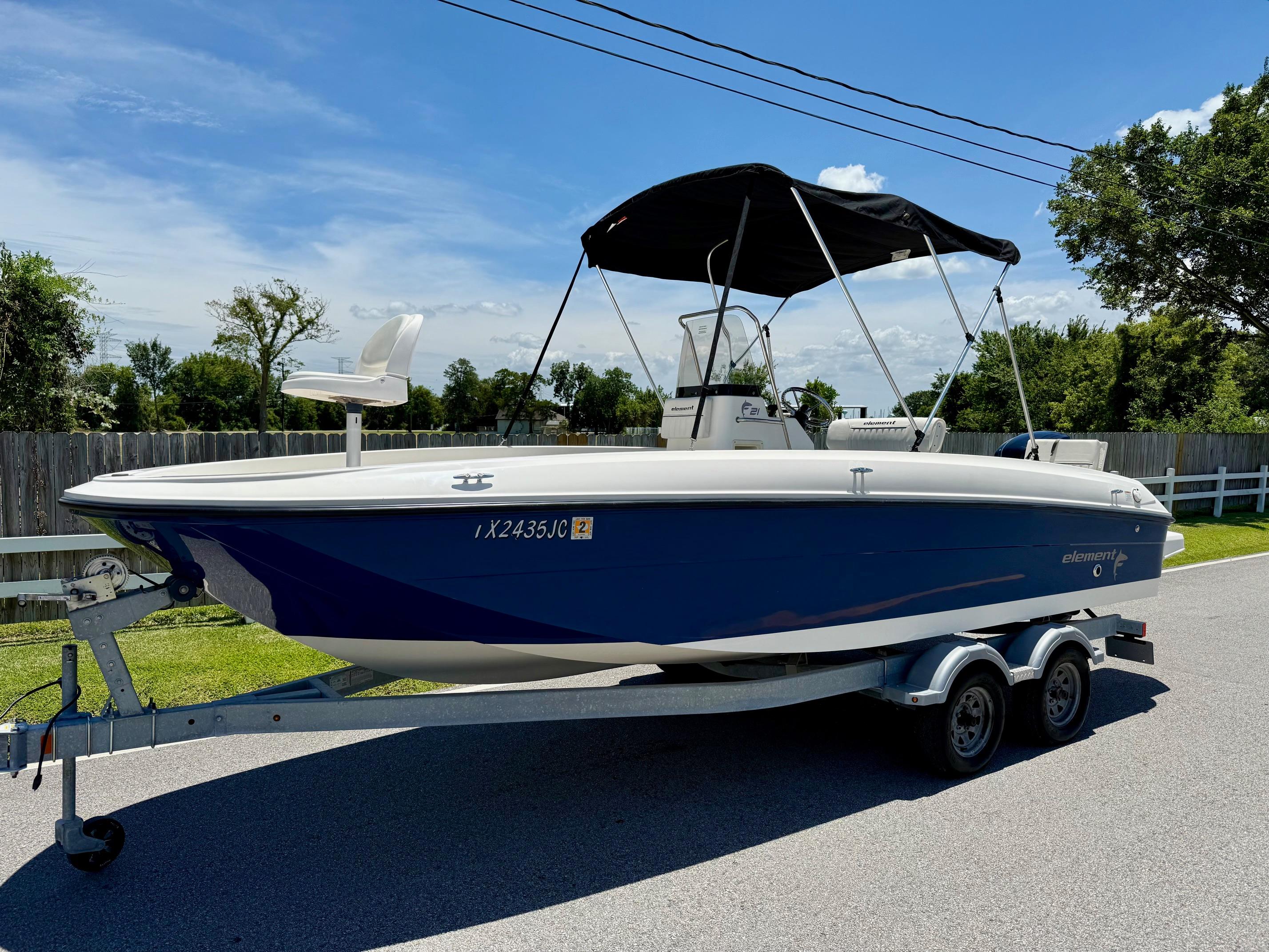 2020 Bayliner Element F21