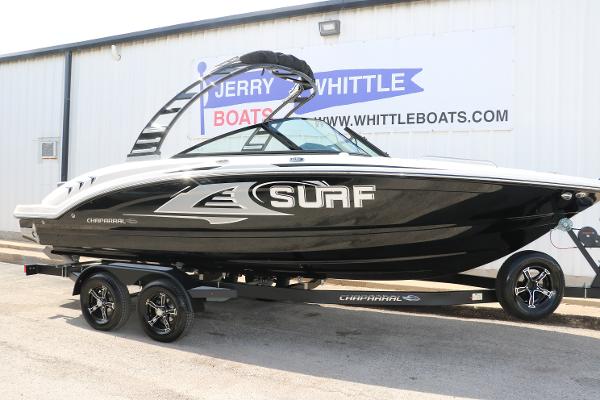 2025 Chaparral 23 Surf