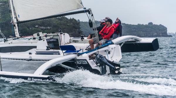 2023 Corsair 880