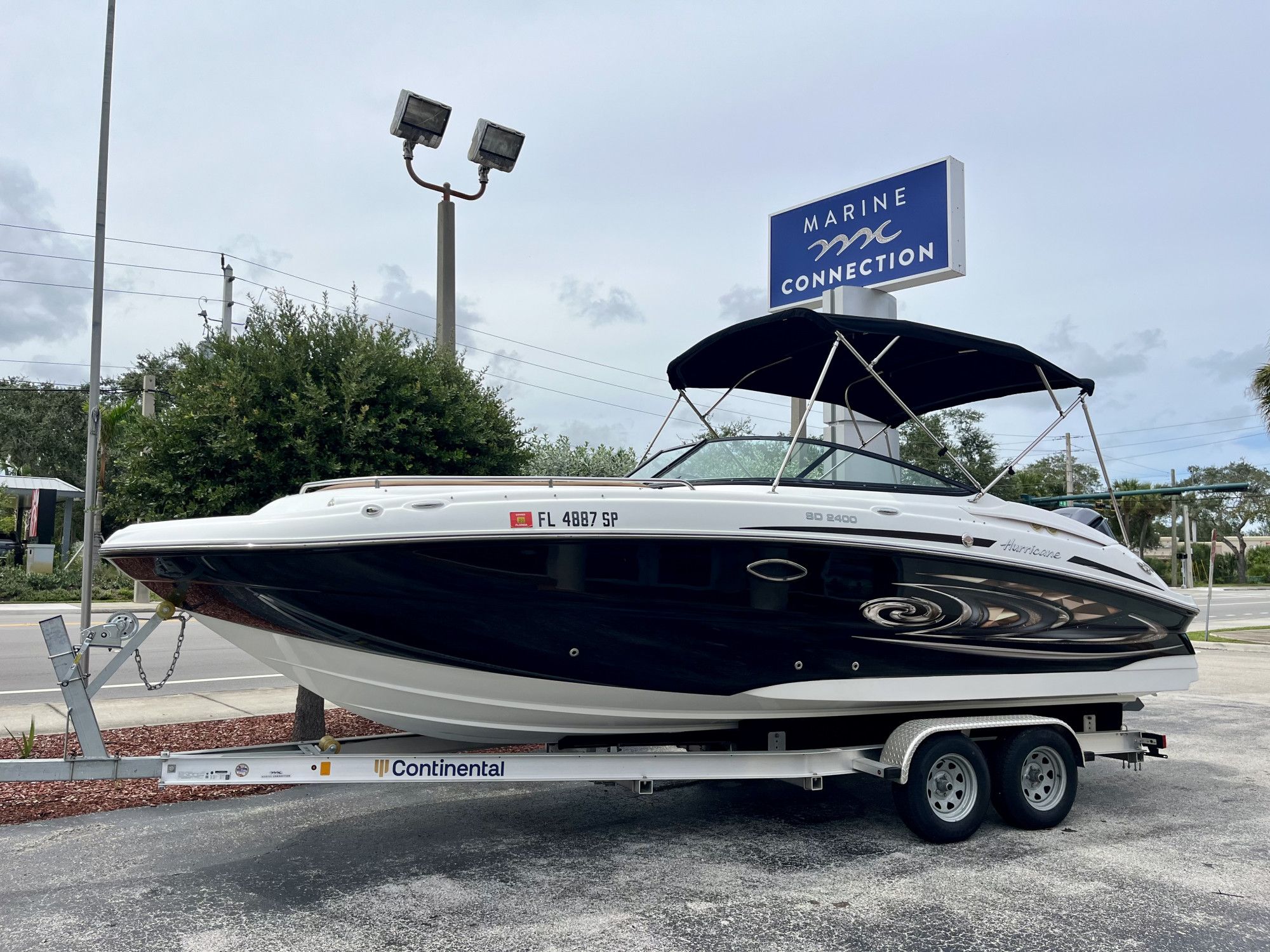 2019 Hurricane 2400