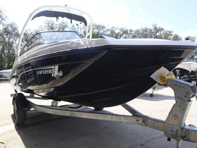 2025 Yamaha Boats AR190
