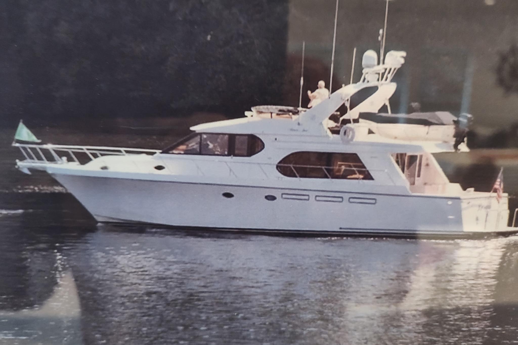1998 Ocean Alexander Pilothouse Model 584