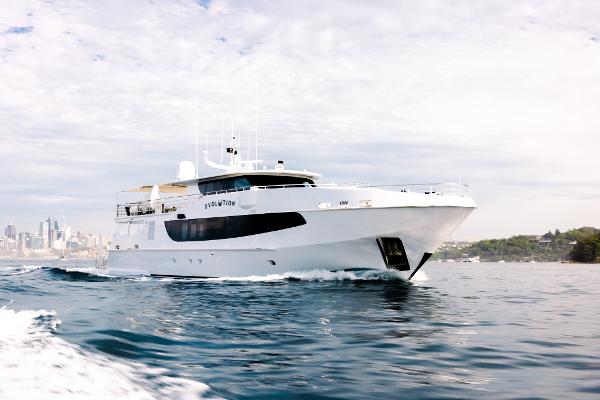 2008 Oceanfast 128