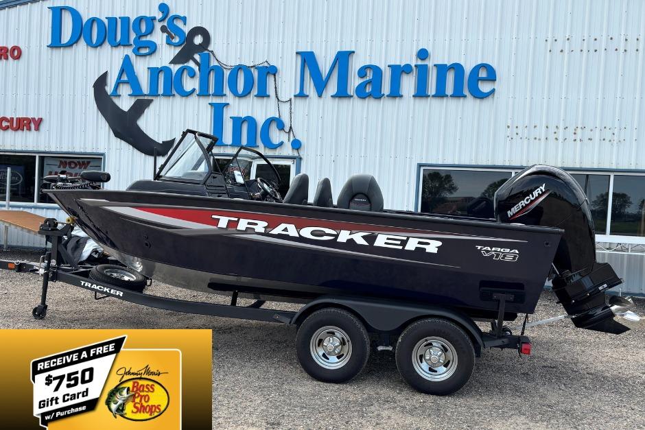 Tracker Targa V-18 Combo 2025 Tracker Targa V-18 Combo boat at Doug's Anchor Marine.