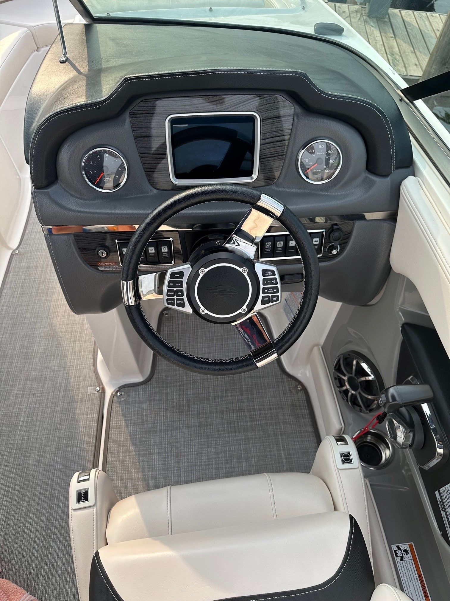 2018 Chaparral 246 SSi Surf