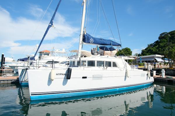 2002 Lagoon 440