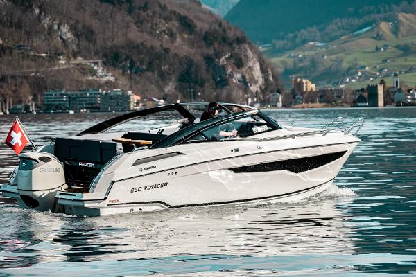 2023 Parker Poland 850 Voyager