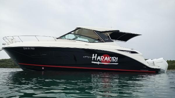 2022 Sea Ray 320 DAOE