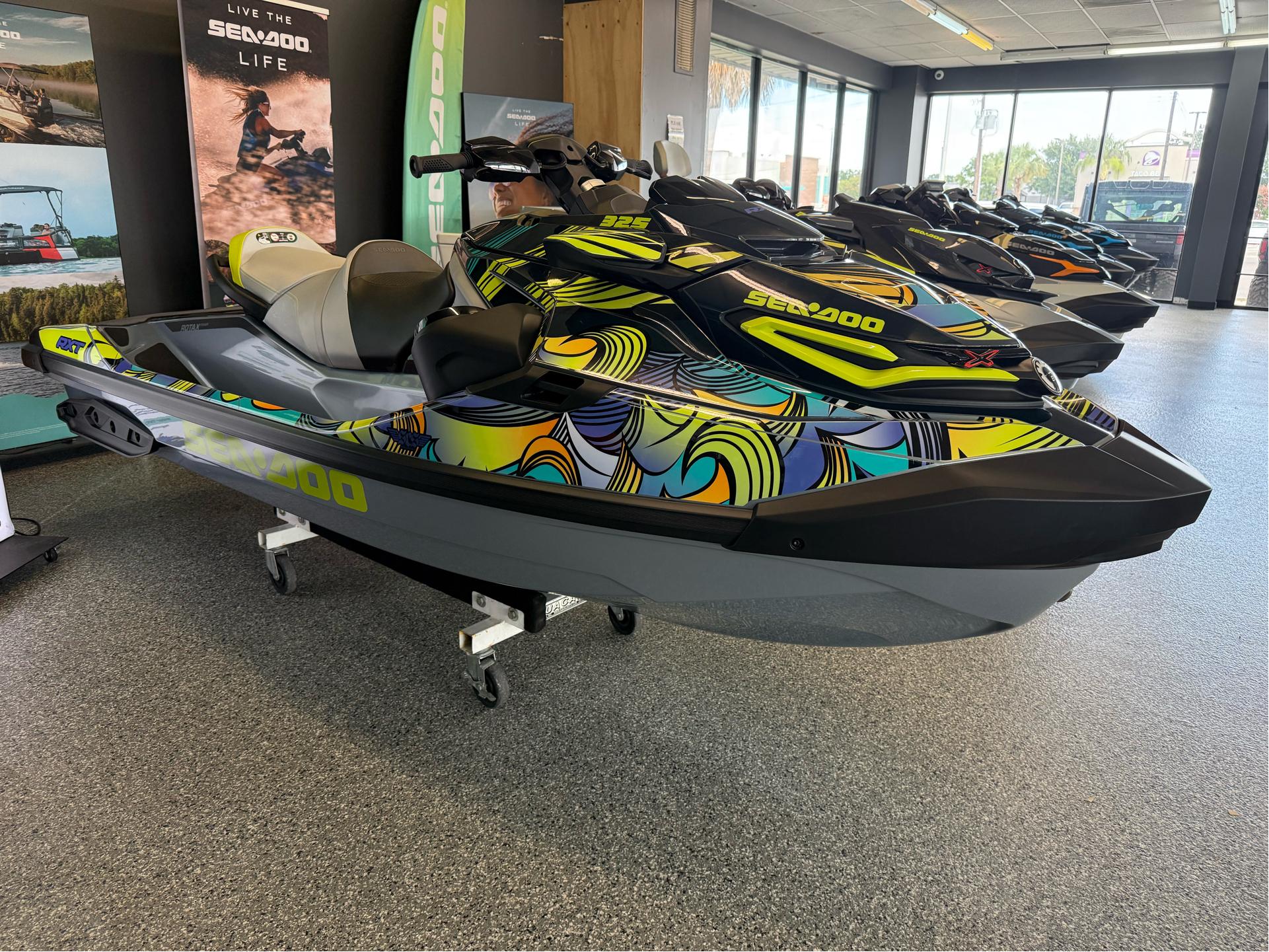 Sea-Doo RXT-X 325 Tech Package
