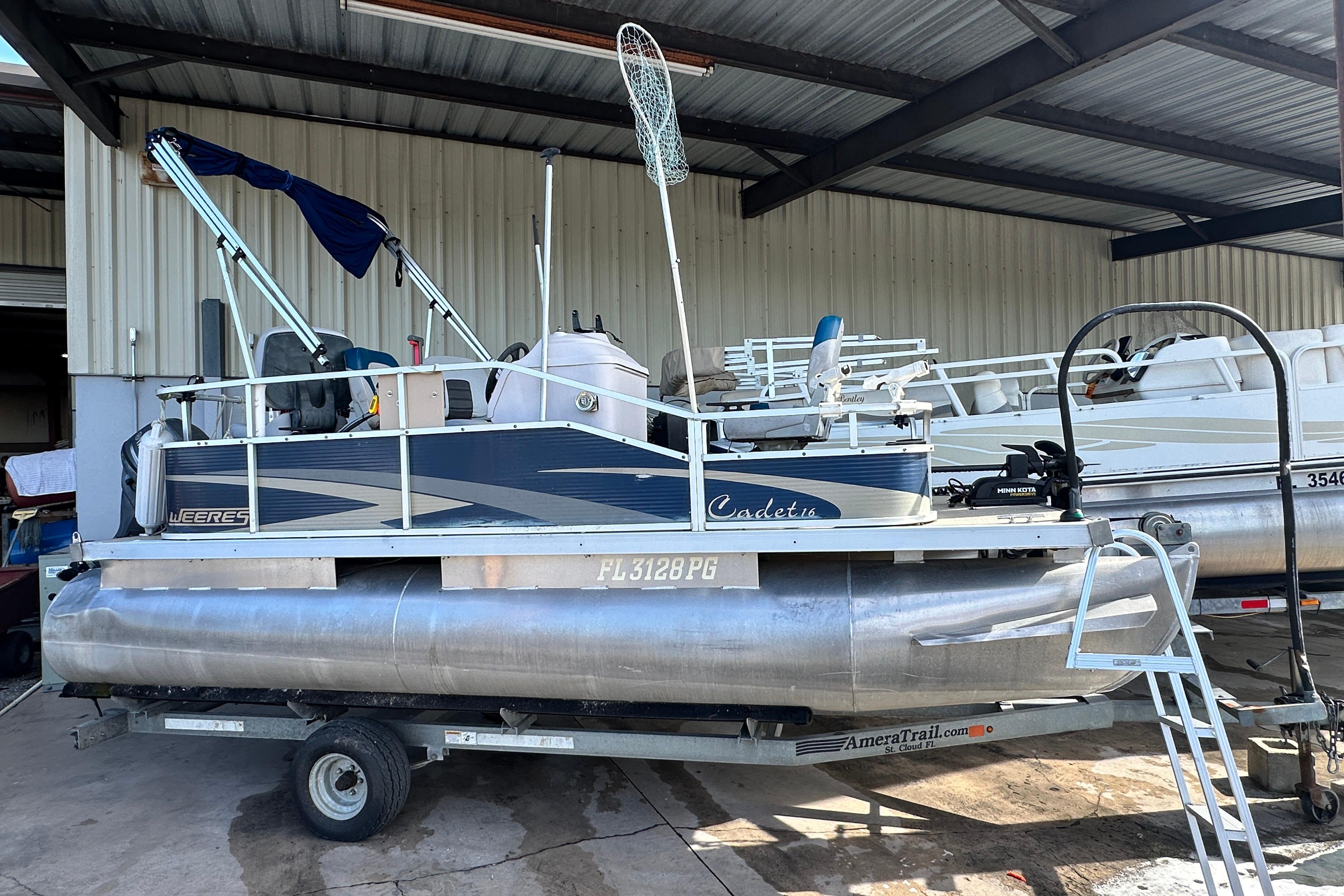 2011 Weeres Cadet Fish 16