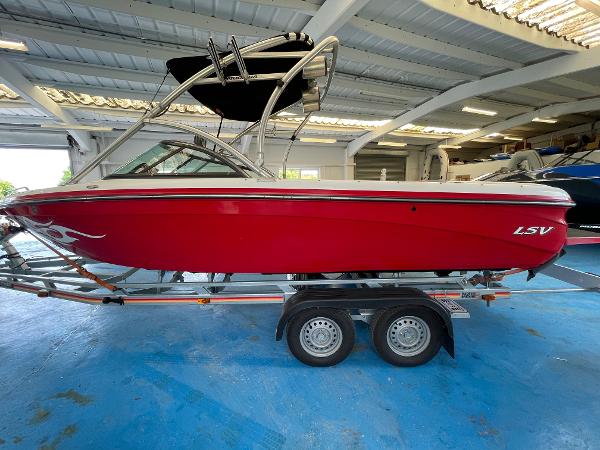 Moomba Mobius LSV