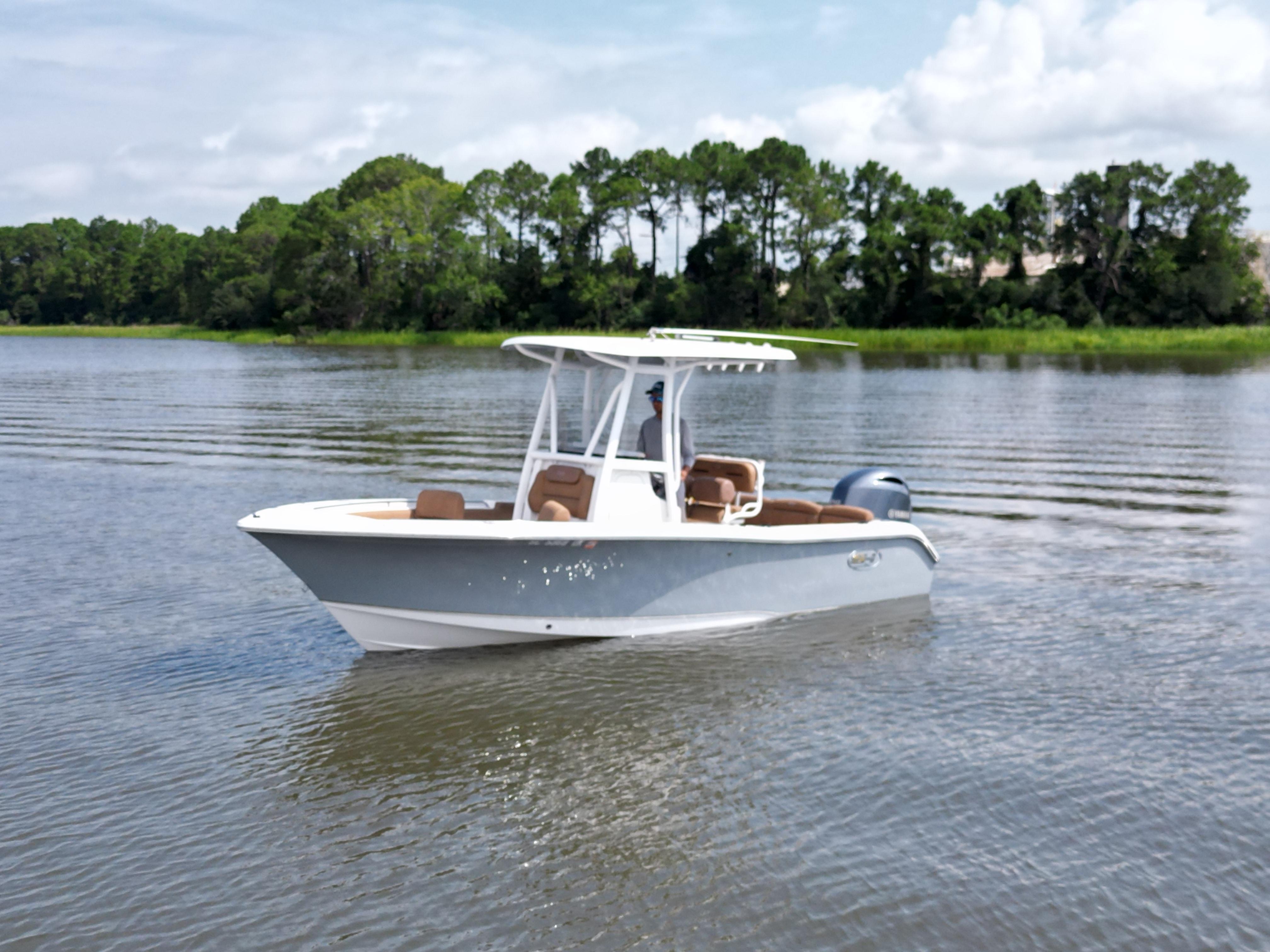 2019 Sea Hunt Ultra 211