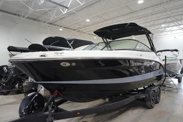 2024 Sea Ray SLX 260 Surf
