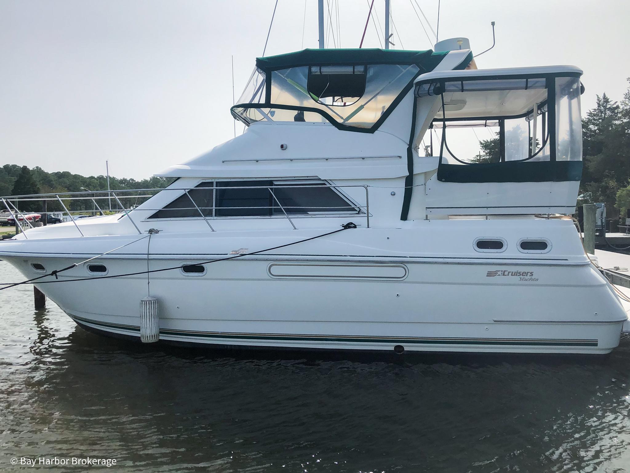 1997 cruisers yachts 3650 aft cabin