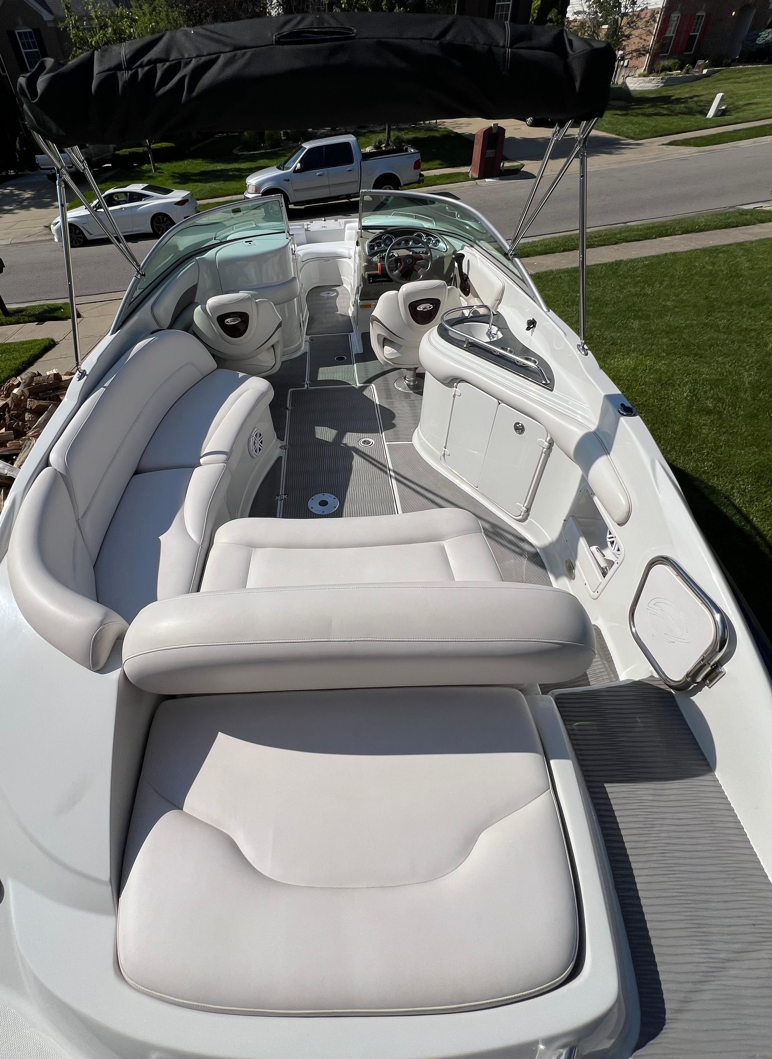 2006 Crownline 252 EX