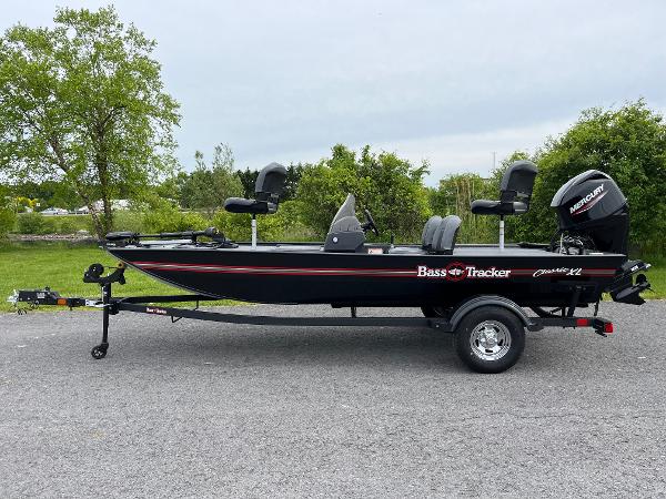 2025 Tracker Bass Tracker Classic XL