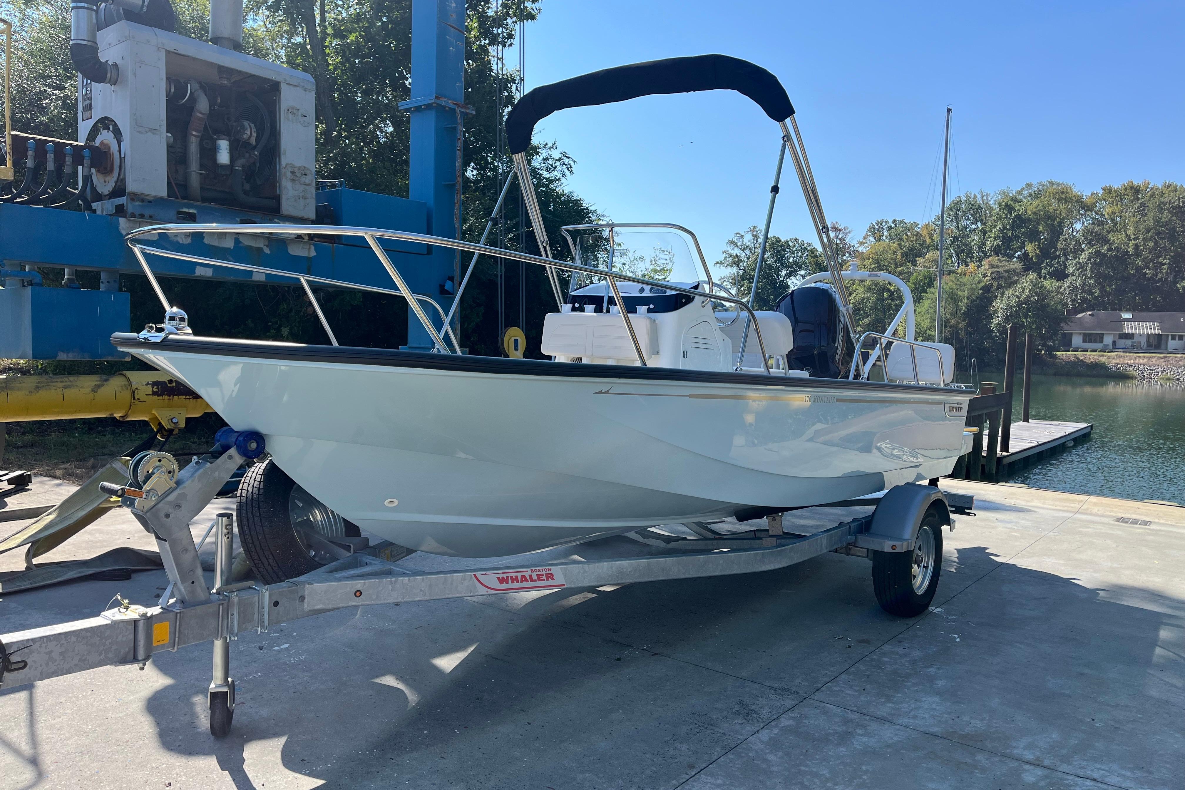 2026 Boston Whaler 170 Montauk