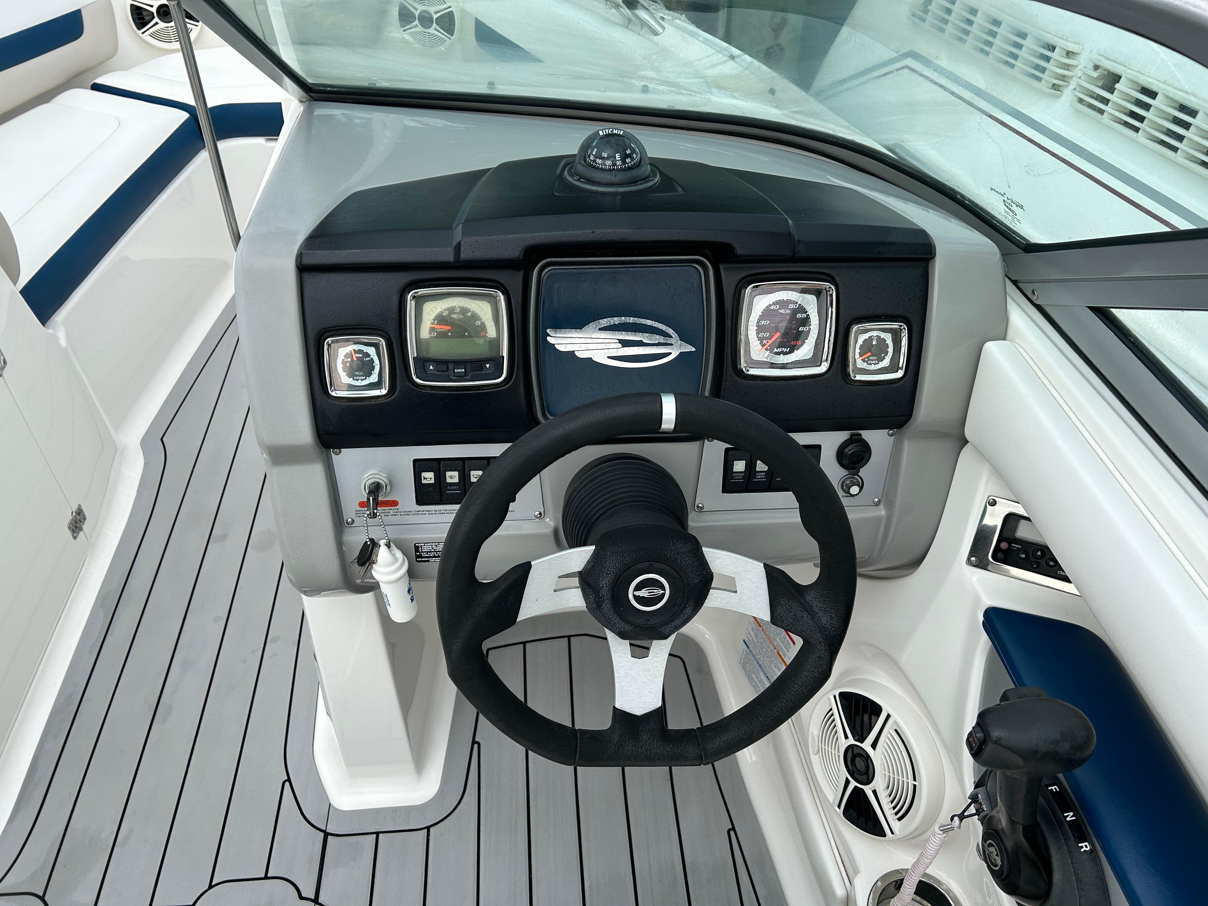 2009 Chaparral 216 SSi Wide Tech