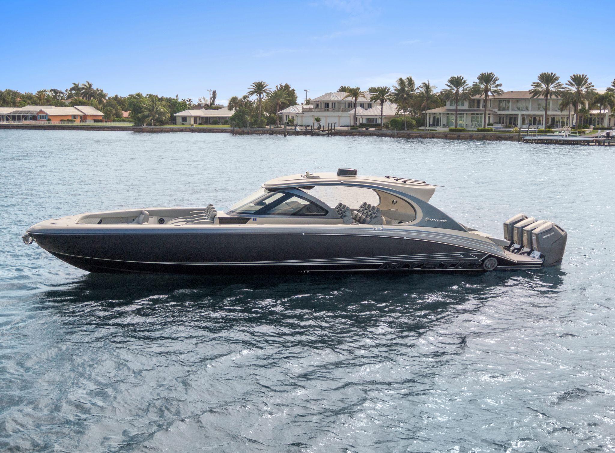 2024 Mystic Powerboats M5200