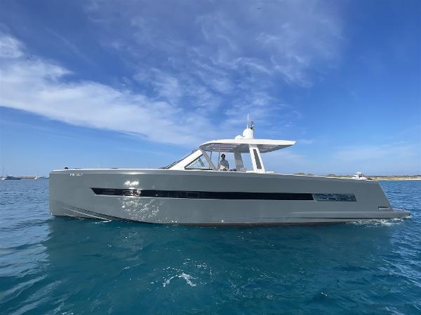 2017 Fjord 48 Open