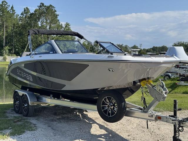 2025 Scarab 235 LX