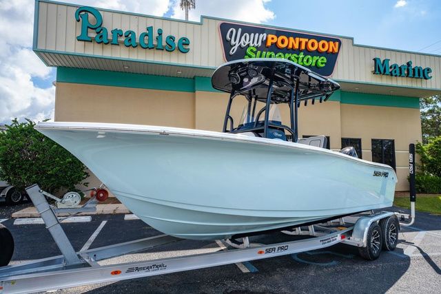 Sea Pro 222 Center Console