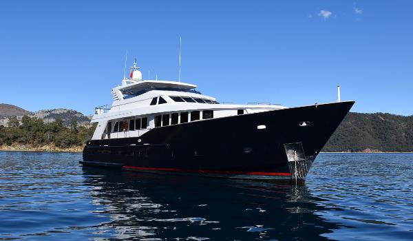 2002 Bugari 27 m
