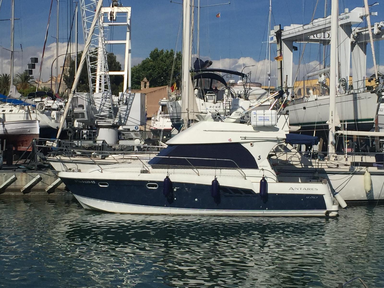 2005 Beneteau Antares 9.80