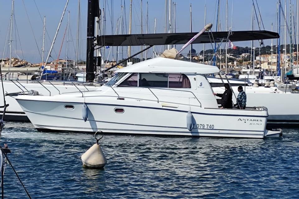 2008 Beneteau Antares 10.80