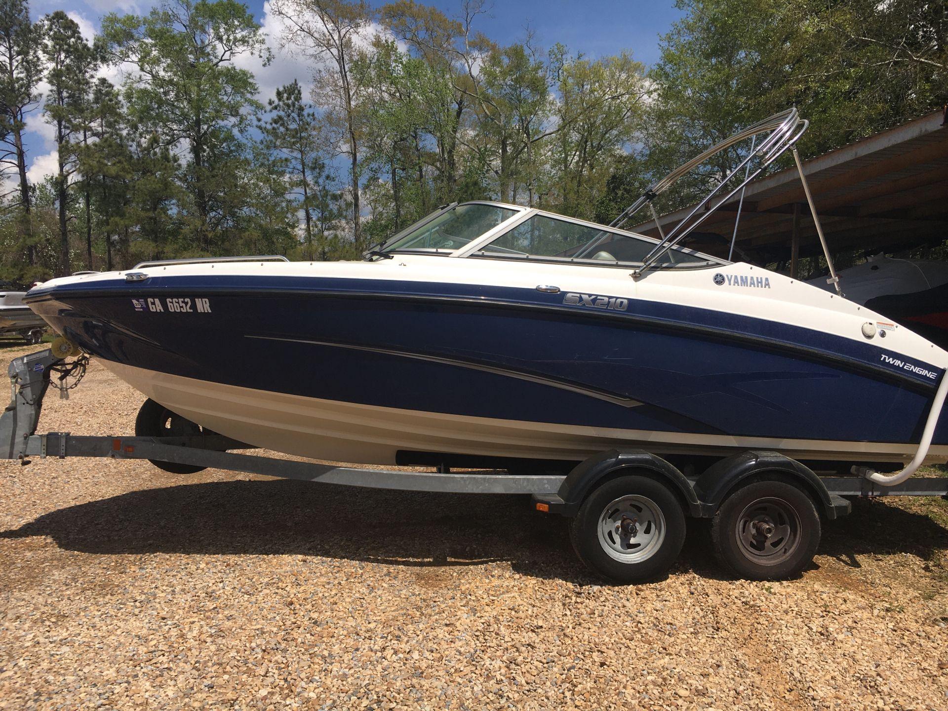 2012 Yamaha Boats SX210