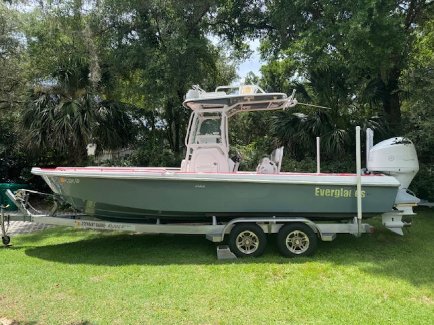 2018 Everglades 243CC