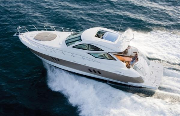 Cruisers Yachts 540 SC Manufacturer Provided Image