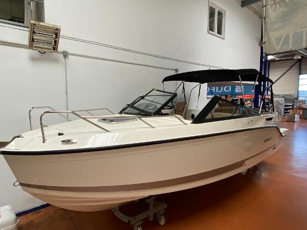 2025 Quicksilver Activ 675 Cruiser