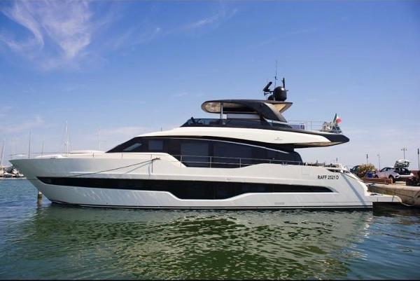 2022 Cranchi settantotto 78