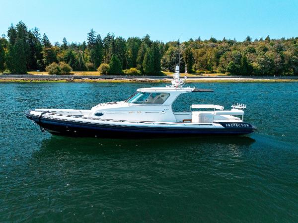 2009 Protector Targa 35