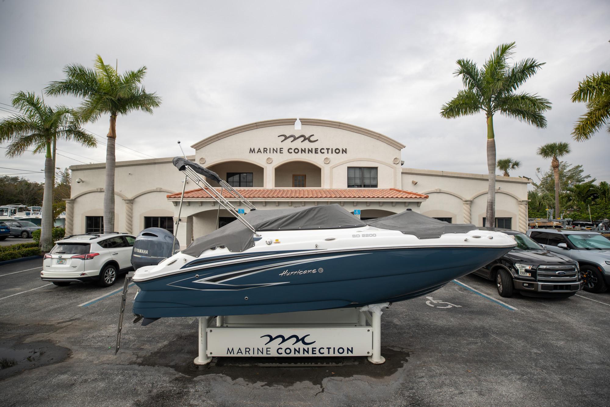 Hurricane SunDeck 2200 DC OB