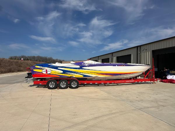 2004 Cigarette 38 Top Gun