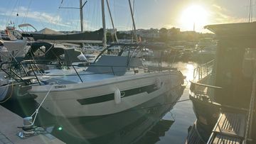 2025 Saver 330 WA
