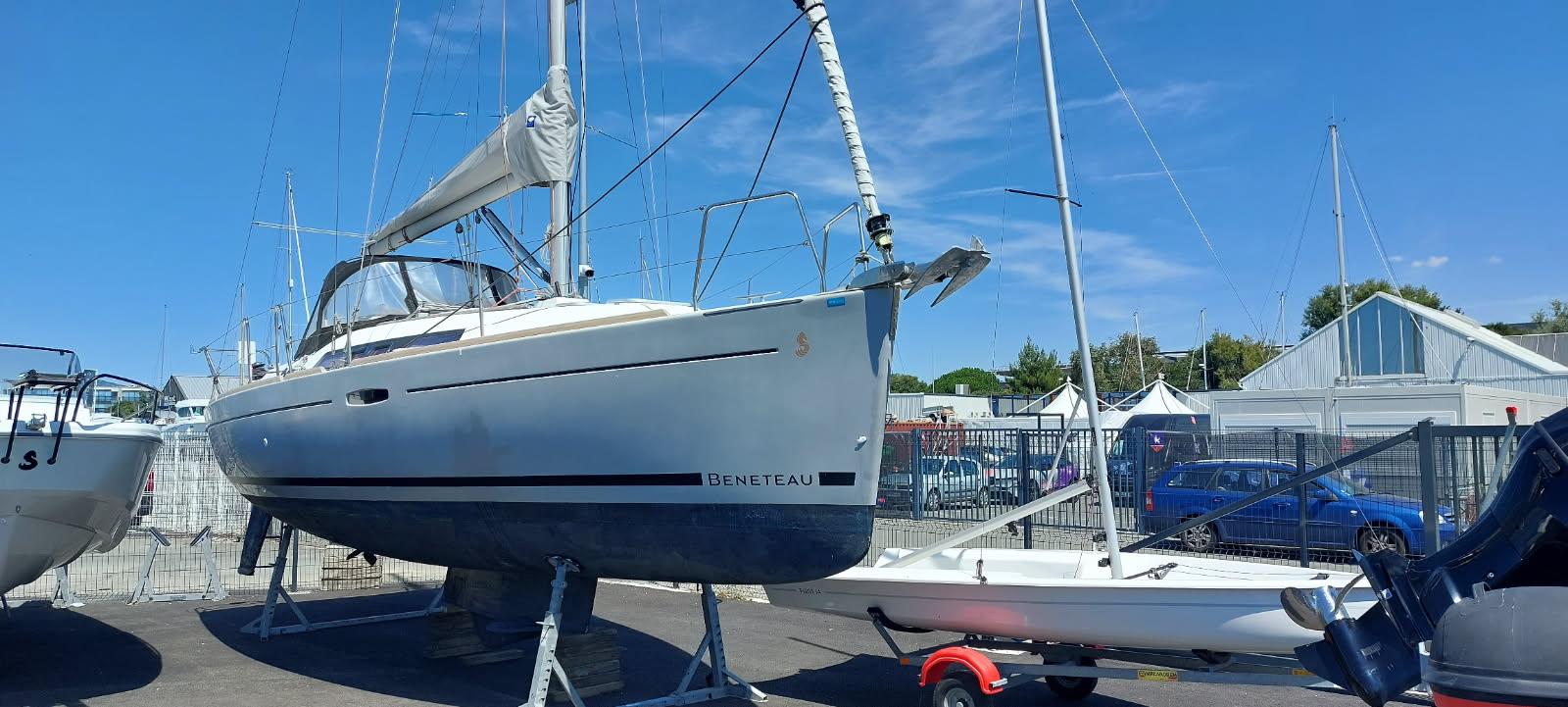 2014 Beneteau Oceanis 31