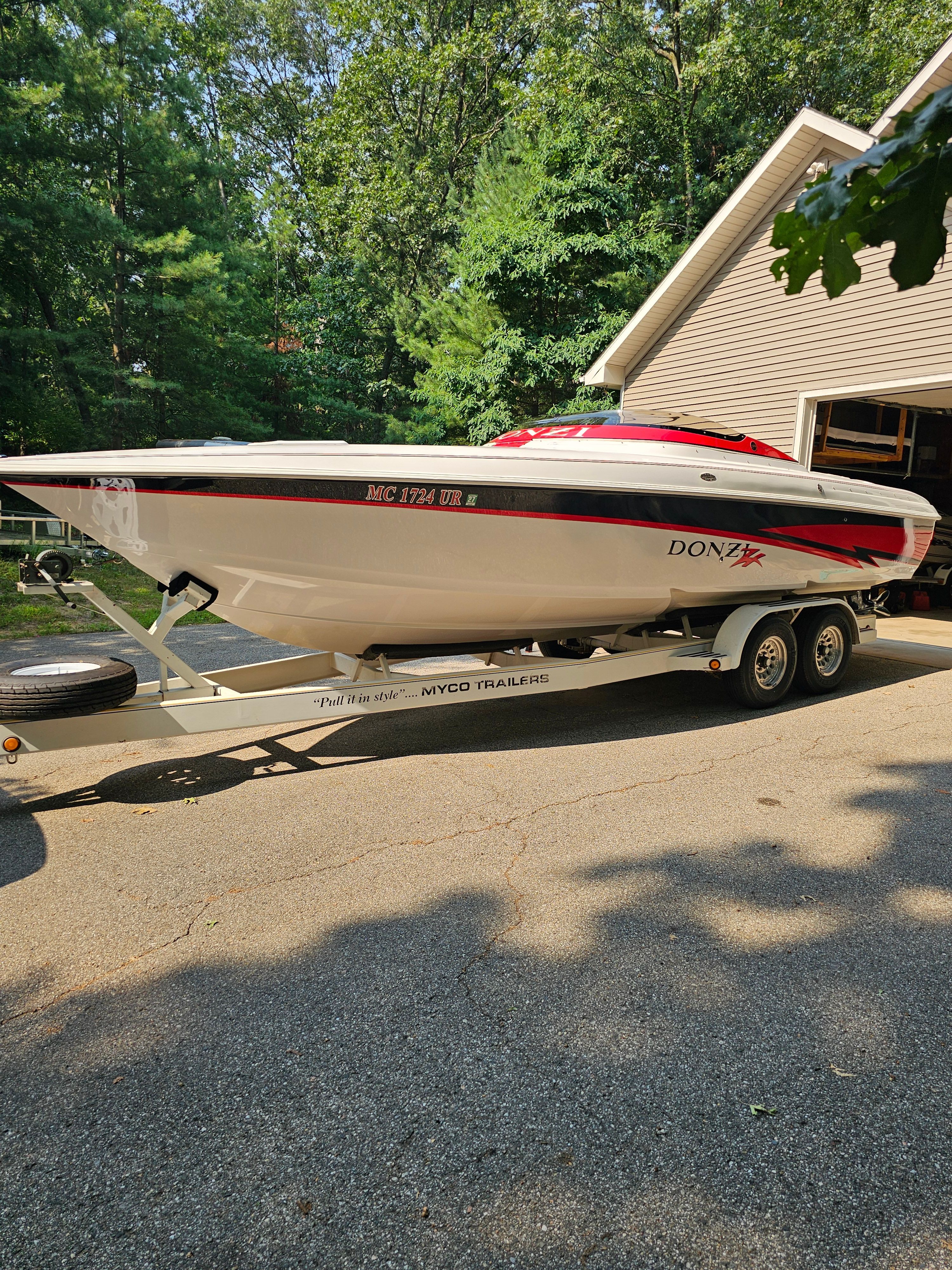 1999 Donzi 28ZX